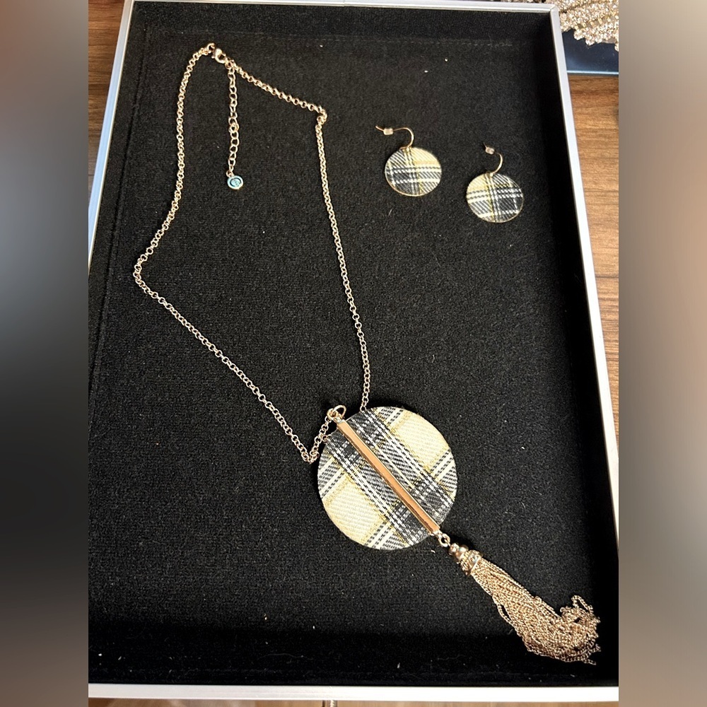 C.1946- Plaid Pendant Necklace and Earring Set